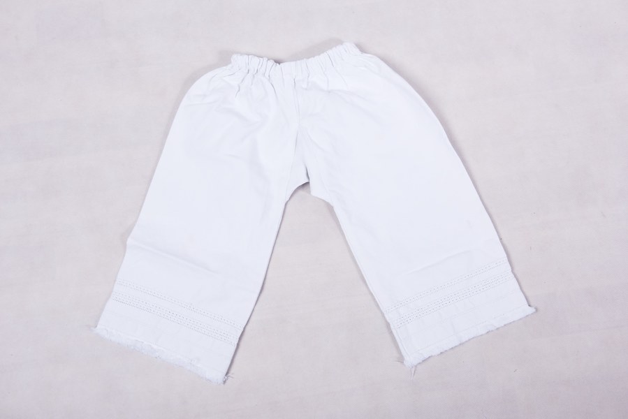 Chlapčenské nohavice z Hrušova 001-01