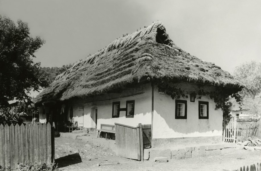 Obytný dom v Dolnom Tisovníku 001-01