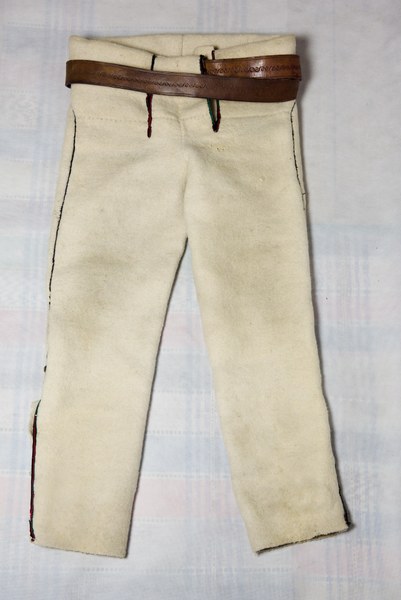 Mužské nohavice z Važca 001-01