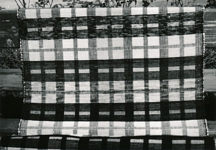 Tkaný koberec z Liptovskej Kokavy 002-01