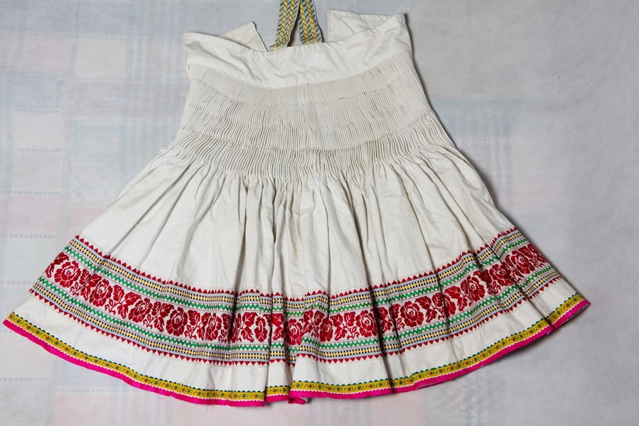 Ženská spodná sukňa z Važca 001-03