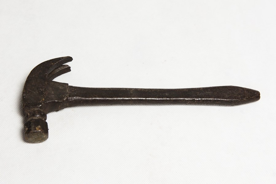 Kováčske kladivo z Važca 002-01