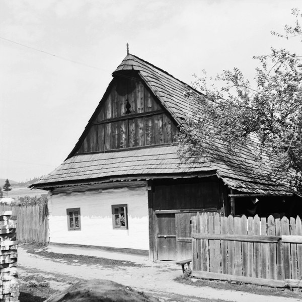 Obytný dom vo Švedlári 001-01