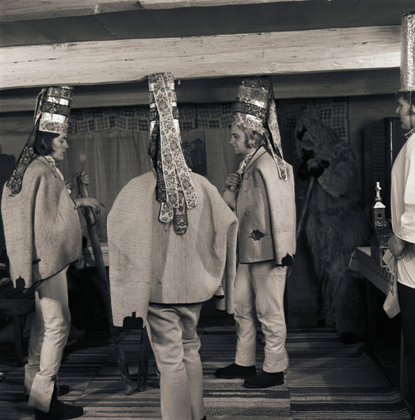 Chodenie s betlehemom v Kokave nad Rimavicou 001-02